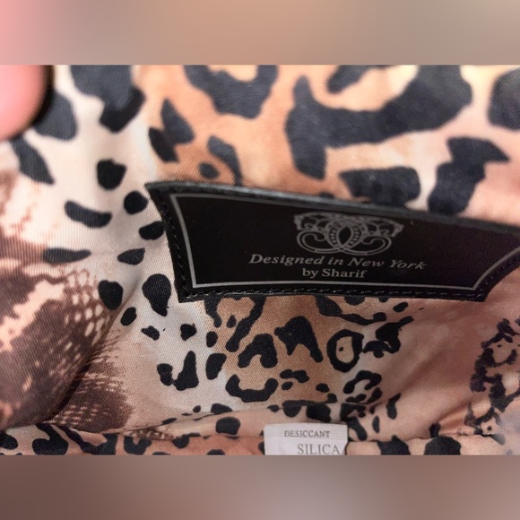 Sharif NWT Faux Fur Bag With Crossbody Strap - Picture 6 of 7